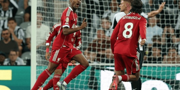 1.25亿新援梦游，埃基蒂克3连斩！利物浦3-2绝杀纽卡，造两大神迹