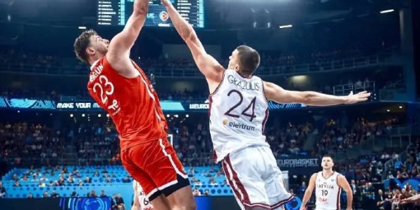 欧洲杯各队NBA球员表现:马卡爆发约老师高效 铂金最低迷